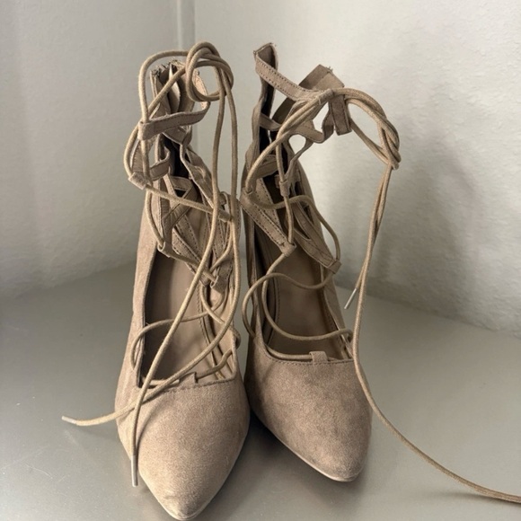 Stella & Dot Shoes - Stella & Dot Tan Lace-Up Heels